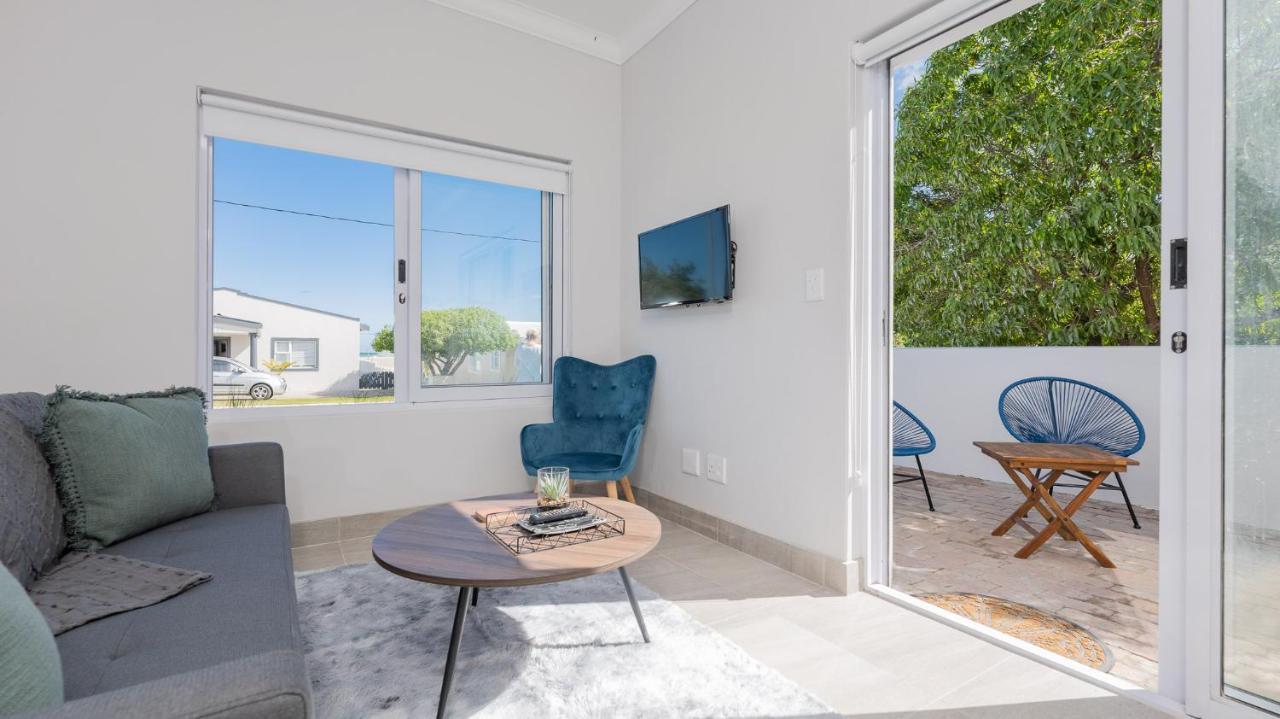 34.4 Degrees South Studio Apartment Agulhas Luaran gambar