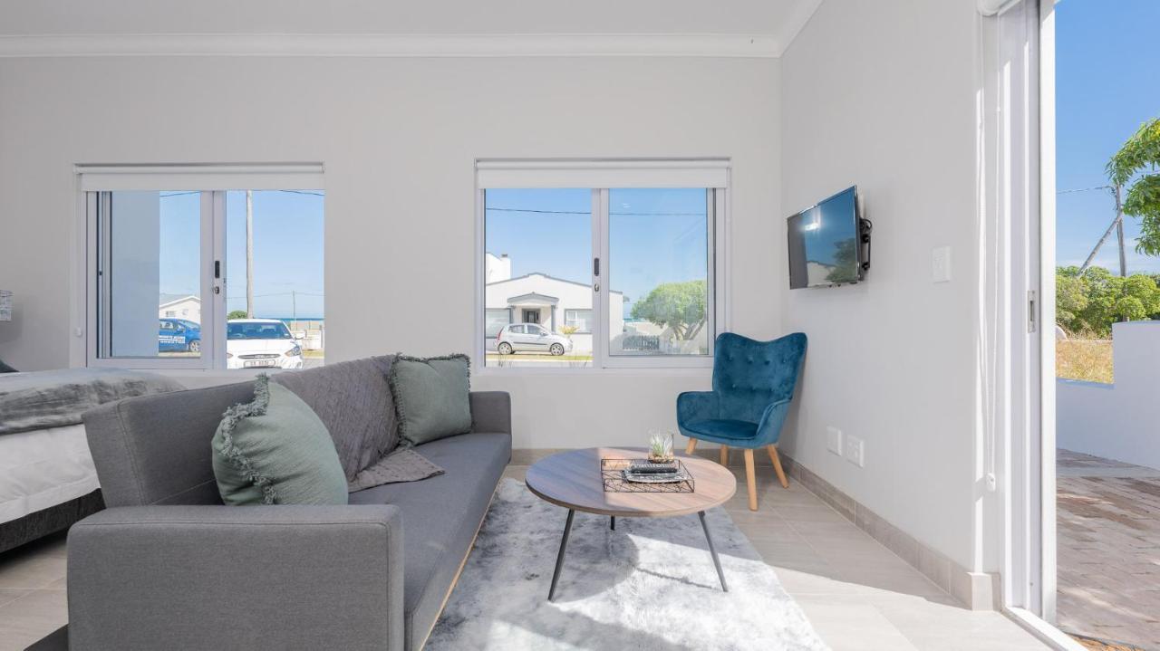 34.4 Degrees South Studio Apartment Agulhas Luaran gambar