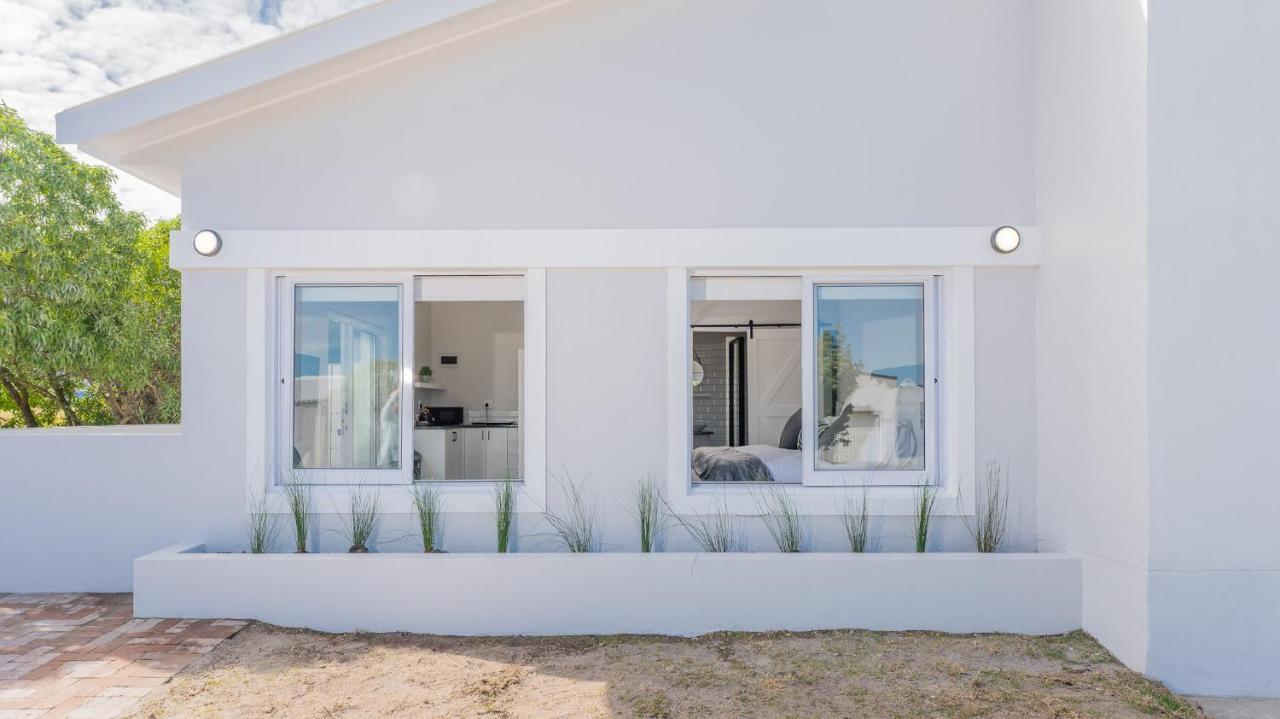 34.4 Degrees South Studio Apartment Agulhas Luaran gambar